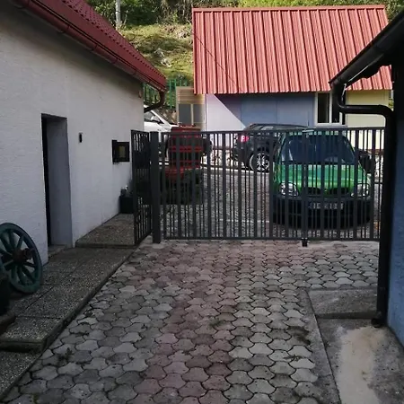 Family-friendly With Swimming Pool Lic, Gorski Kotar - 23685 Apartment Fuzine